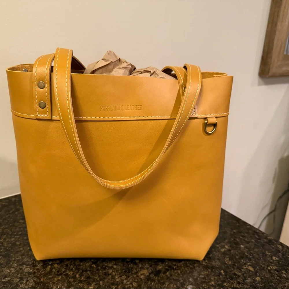 Portland Leather Montana Tote in Mango - Picture 1 of 4